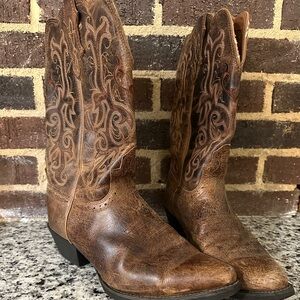 Justin Boots Distressed Brown Heeled Boots